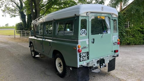 The Northumbrian Rover – 4 berth Land Rover rooftop from 1967