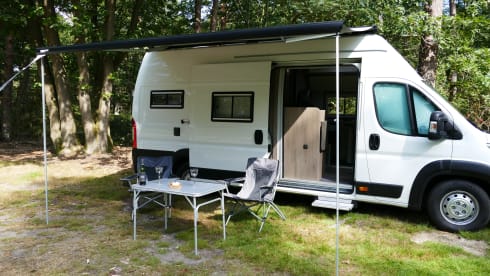 3p luxury camper van, perfect for tall people
