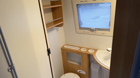 Factory campervan La-strada Airco (flexible pick-up and return)