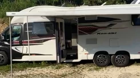 Sienna – Kontiki -The flagship of the Swift Range