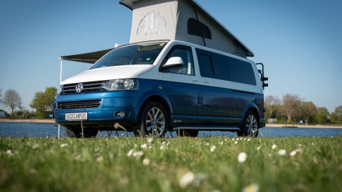 Joep – 4p Volkswagen campervan from 2013