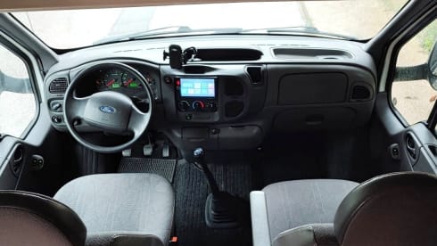 Katamarano – Consegna in aeroporto e tutto Roma