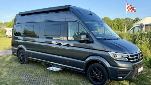 Daniël – Glamping with the Grand California!