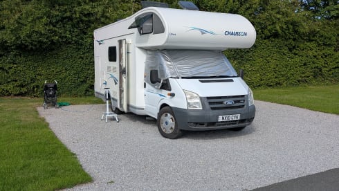 Big Bertha – Chausson-Nische mit 6 Schlafplätzen aus dem Jahr 2010