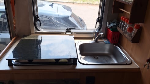 CHARLIE III – CAMPER