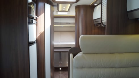 Onze dame – BURSTNER 735 ELEGANCE