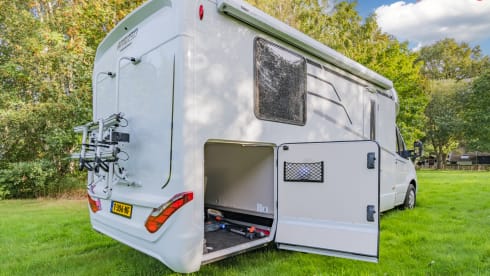 4p Hymer semi-integrated from 2022