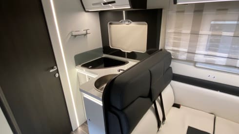 Profilé – Spacious and comfortable new mobile home for rent
