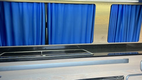 Dolly Daze – 2 berth Volkswagen campervan from 2021