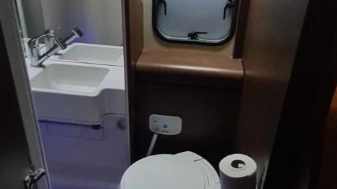 Marlene – 6 Berth Fiat Roller Team 746