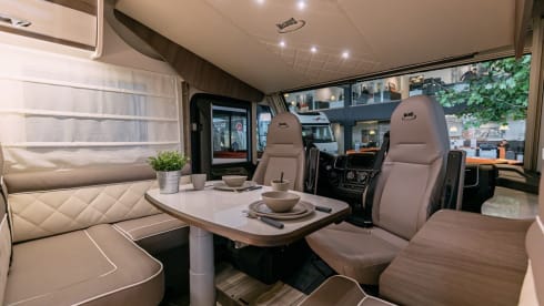 5p McLouis integrated uit 2024