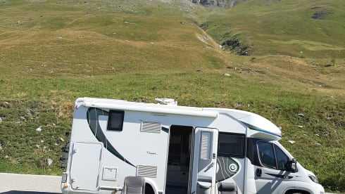 A louer camping-car Chausson 
