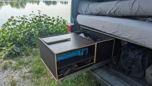 VW T4 Multivan for flexible use