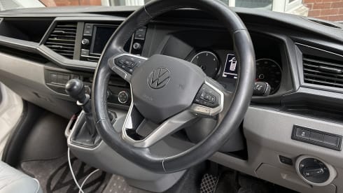 Olaf – Volkswagen campervan 2021, 4 berth, air awning available.