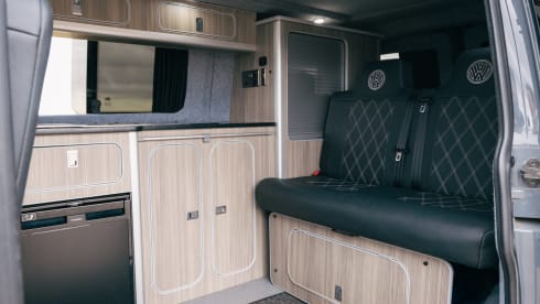 Paul Van Dyk  – 4 berth T6 Volkswagen campervan 