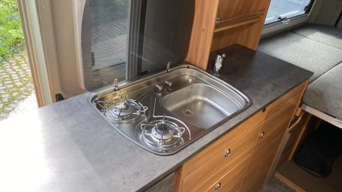 Pössl – 4p Citroën bus uit 2021