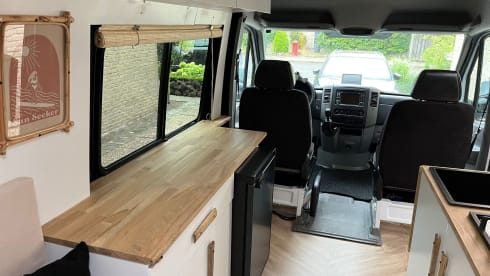Unique, spacious campervan! (Available from mid-July!)