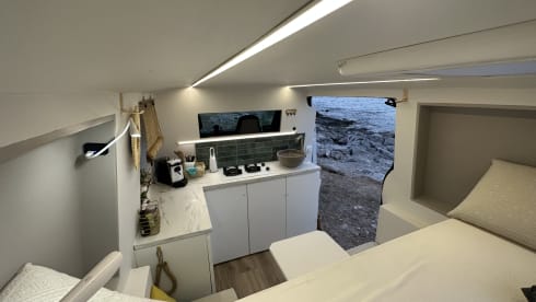 Abbi  – GUIDO II - home luxury van