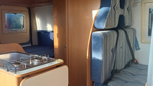 Trigano – Neat Trigano bus camper 3 pers.