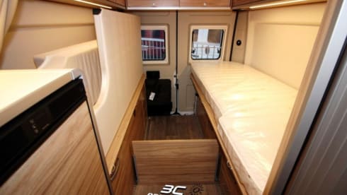 Yellowstone  – Hymer Bus camper