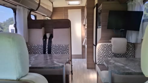 7 berth Rimor evo 2020 7 belts