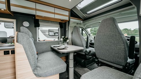 H7 – Fiat Dethleffs Just 90 Ideal family van or 2 couples