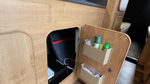 Movano – 2 berth Vauxhall Movano campervan with many extras!
