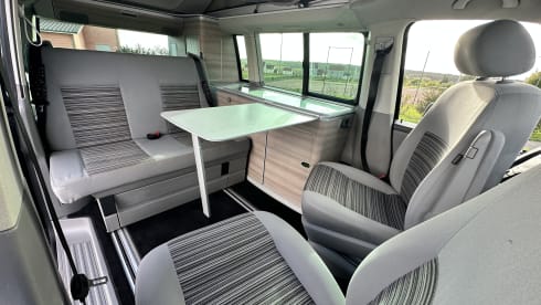 le cantalou  – Vermietung VW T5 Kalifornien Familie