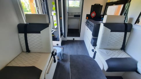 'Kath' – 4p Chausson semi-integrated from 2023