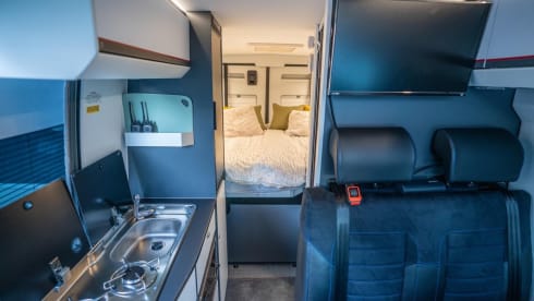 Bill – 'LUXURY' 4 berth Fiat Ducato - Adria Twin Sports 640 SGX (2022)