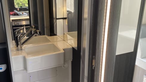 Navigator – Navigator - 4 berth motorhome