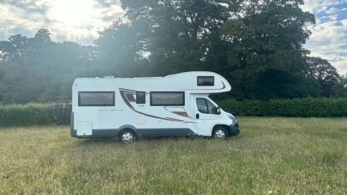 VanGough – 6 berth Fiat alcove from 2019