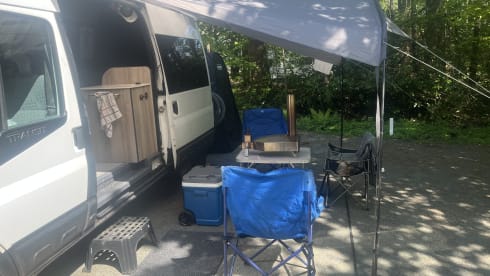 Jean ford van dam  – 3 berth Ford Transit campervan 