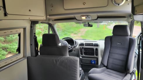 Mister Master – 3-seater Renault bus from 2003