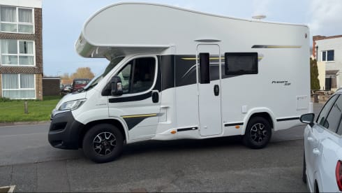 Benny the Benimar  – 4 berth Benimar 331  2021