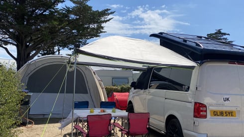 Nessa – 4 berth VW camper