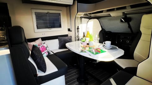 Loft On Wheels 1.0 – Loft On Wheels with all the necessary luxury for the family