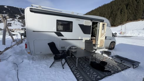 Pretty Easy Going – Luxury Adria Coral Supreme 670 SLT Fiat 6 2.3 150 hp, automatic