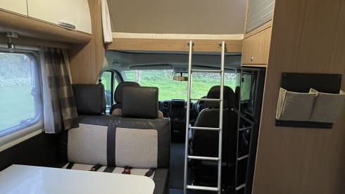 6 berth Sun Living A49DP