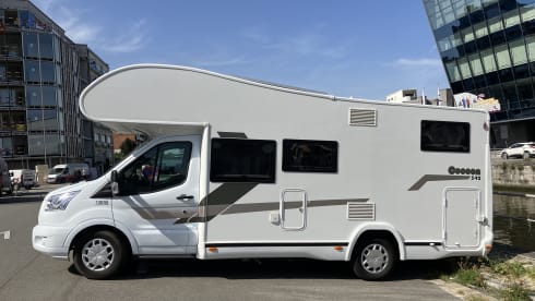 Bramper – Adventure Travel: Rent Our 4-Person Camper!