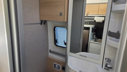 Hymer Yellowstone '24 - Automatic with tow bar 3T