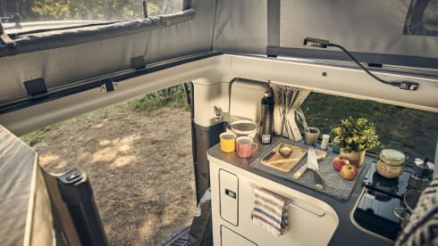 SAM – Neuer 5-Sitzer Van mit integrierter Toilette