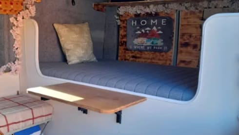 Citroën Relais mit 2 Schlafplätzen