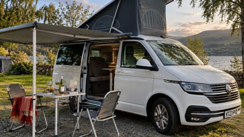 Maggie – Camper Volkswagen a 4 posti letto, modello 2023.