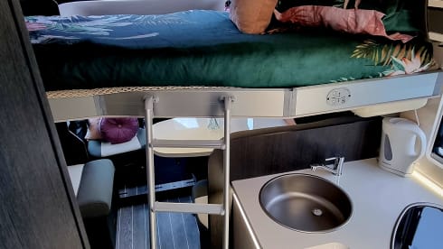 Roller Team Zefiro 4 Berth – Luxury 4 berth Motorhome 