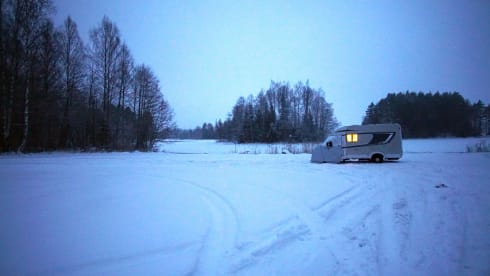 Pumba – Compact semi-integrated for your adventure