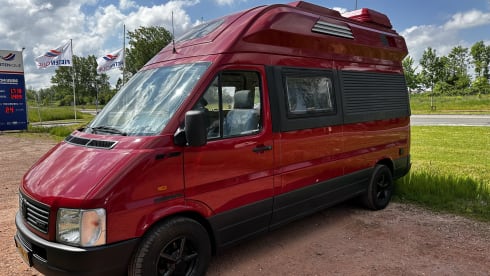 4p Volkswagen bus from 1998