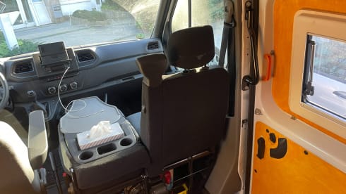 Stealth camper  – 2 berth Renault bus from 2021