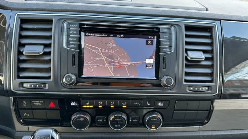 Hotel California  – VW CALIFORNIA T6 OCEAN 204 PK AUTOMAAT