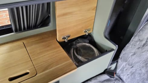 Reggie – 2025 Renault Crusader Off-Grid 4-berth Campervan
